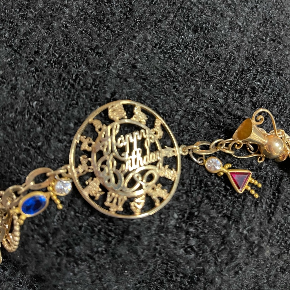 COPY - 14k GOLD UNIQUE HEAVY GOLD CHARM BRACELET!